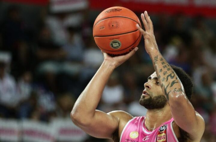 Sixers and Breakers keep NBL top-six hopes alive